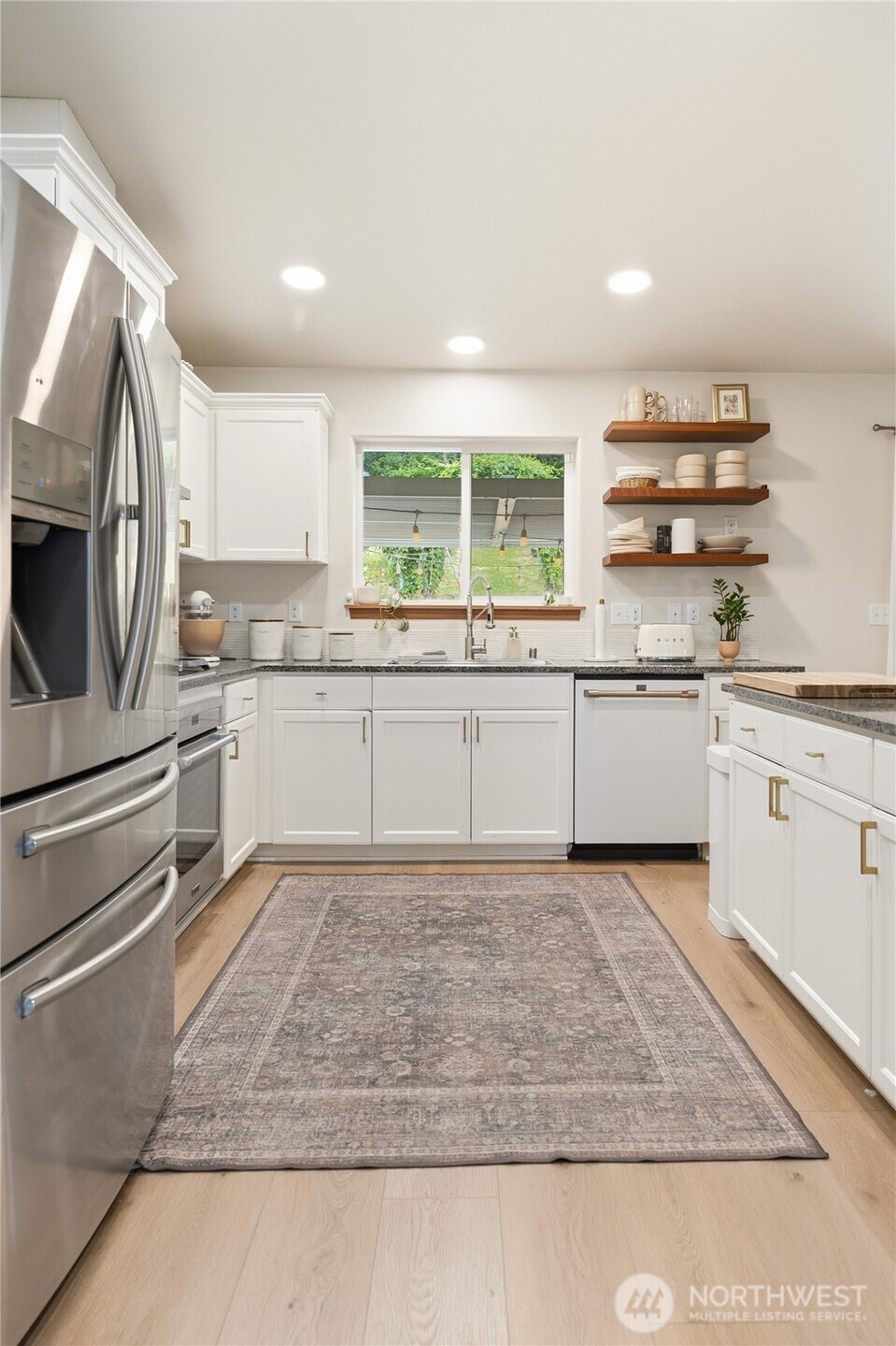 1207 34th Street Property Photo 6