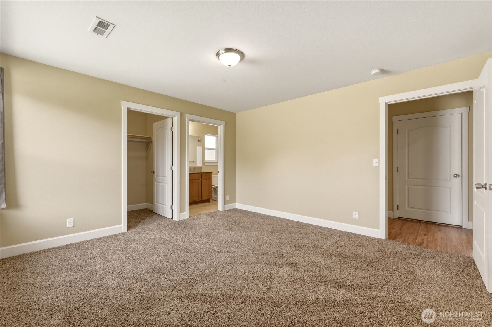 809 Clark Court Property Photo 11