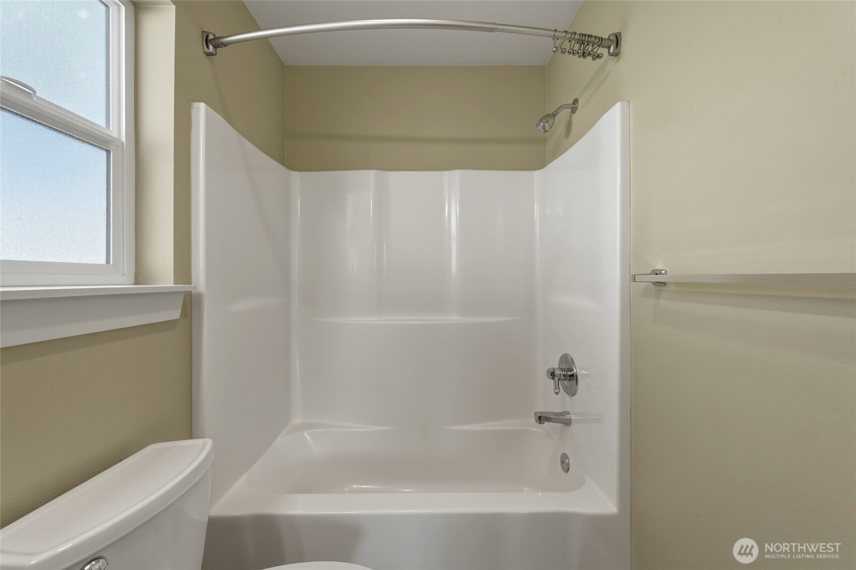 809 Clark Court Property Photo 14