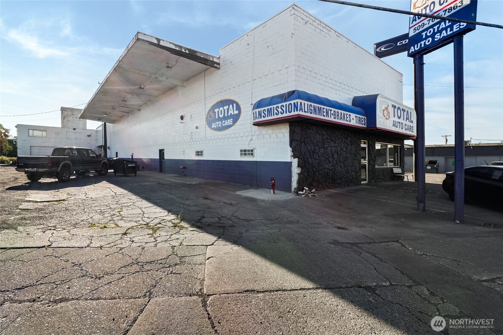 1706 W Broadway Avenue Property Photo 10