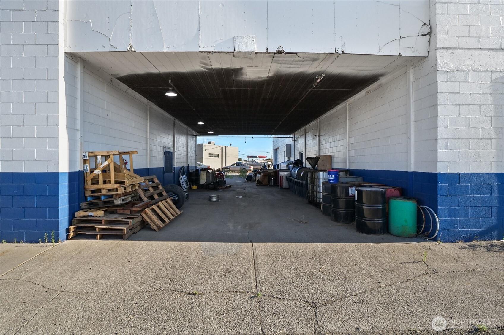 1706 W Broadway Avenue Property Photo 12