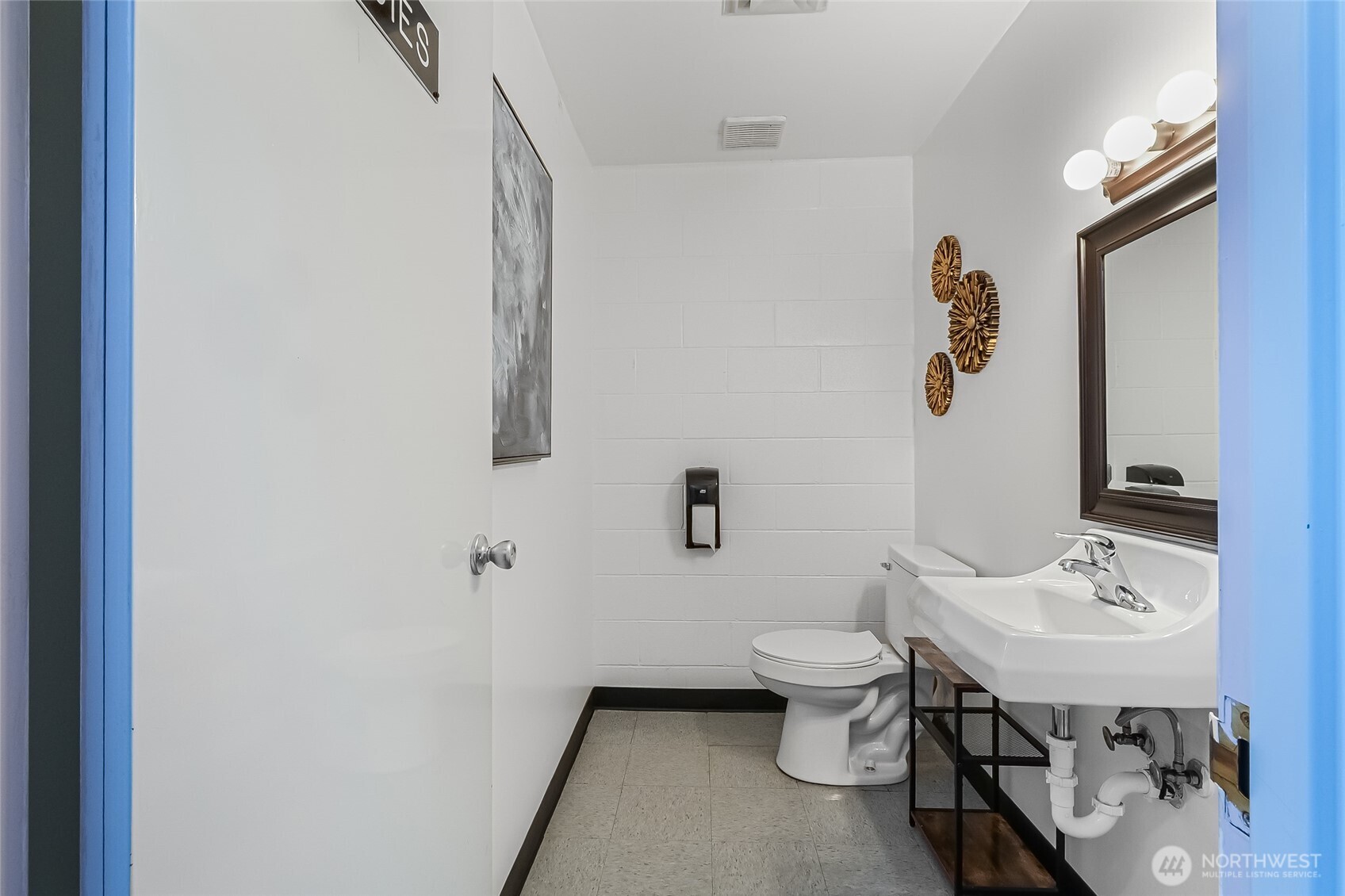 1706 W Broadway Avenue Property Photo 20
