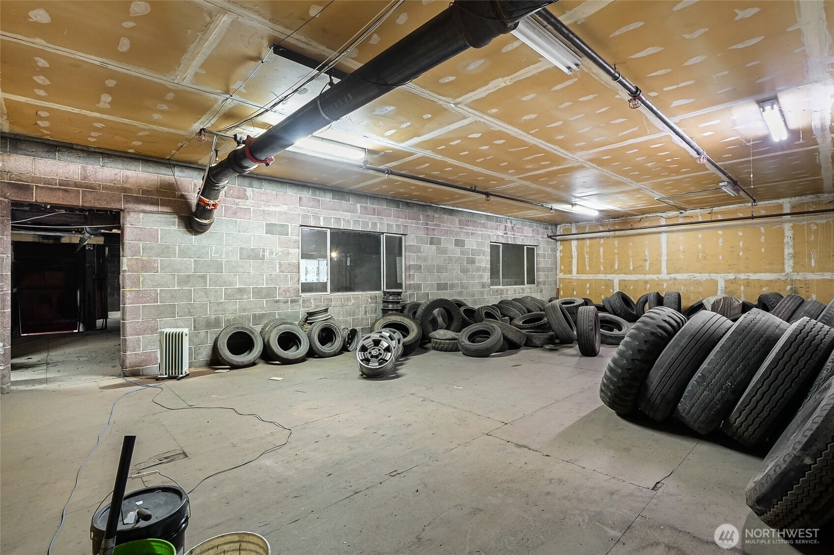 1706 W Broadway Avenue Property Photo 31