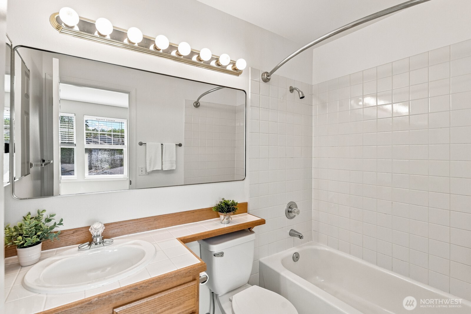 5400 Harbour Pointe Boulevard E202 Property Photo 24