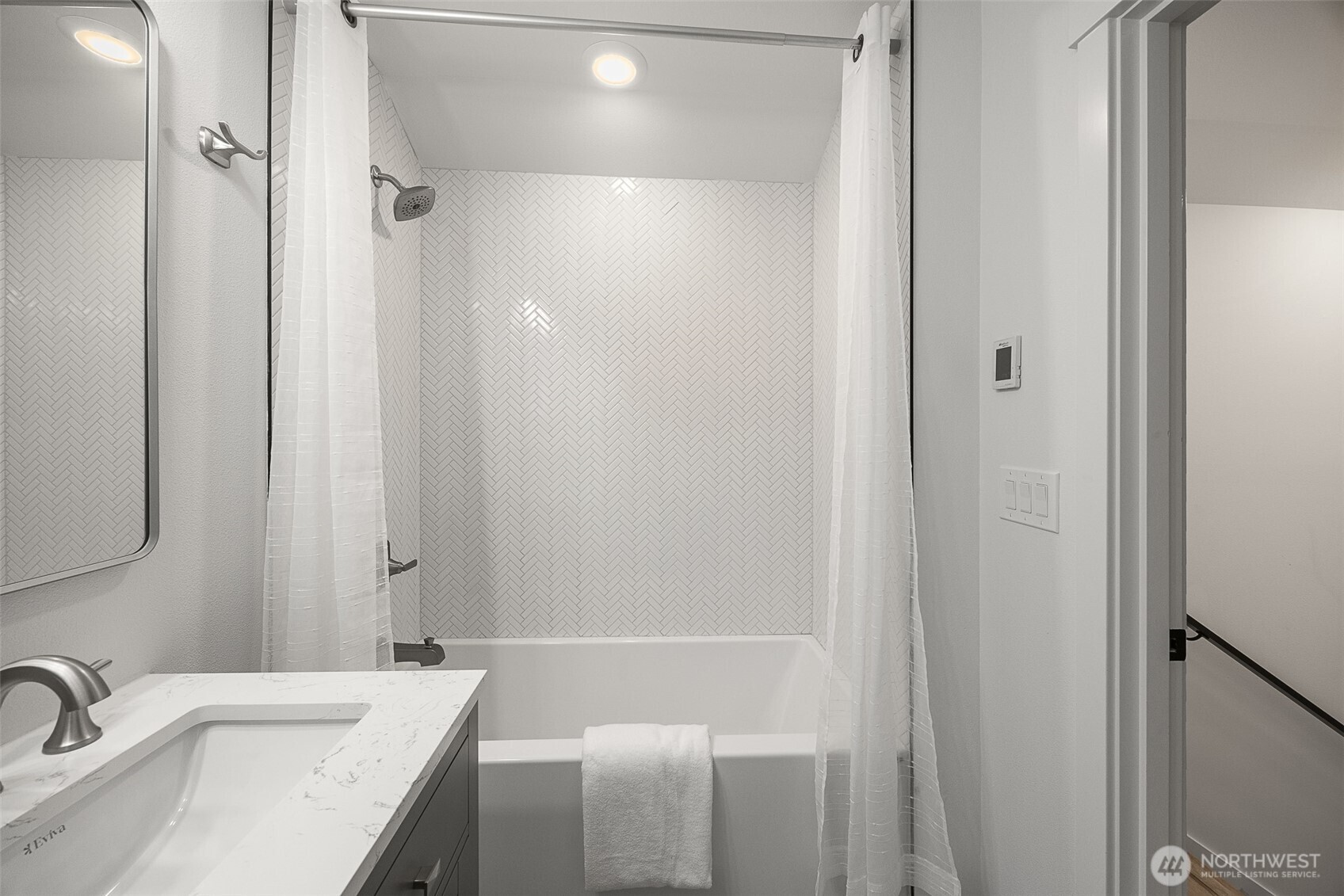 5984 B 26th Avenue B Property Photo 14