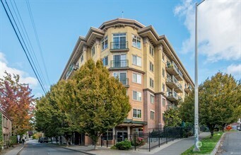 700 E Denny Way 202 Property Photo 1