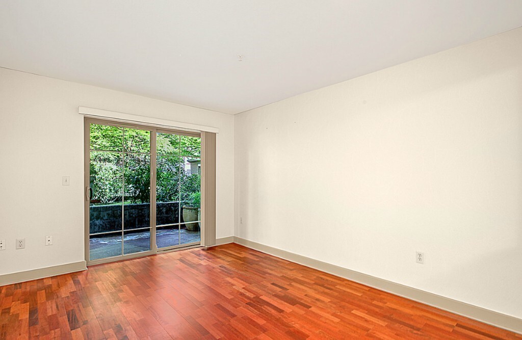 700 E Denny Way 202 Property Photo 2