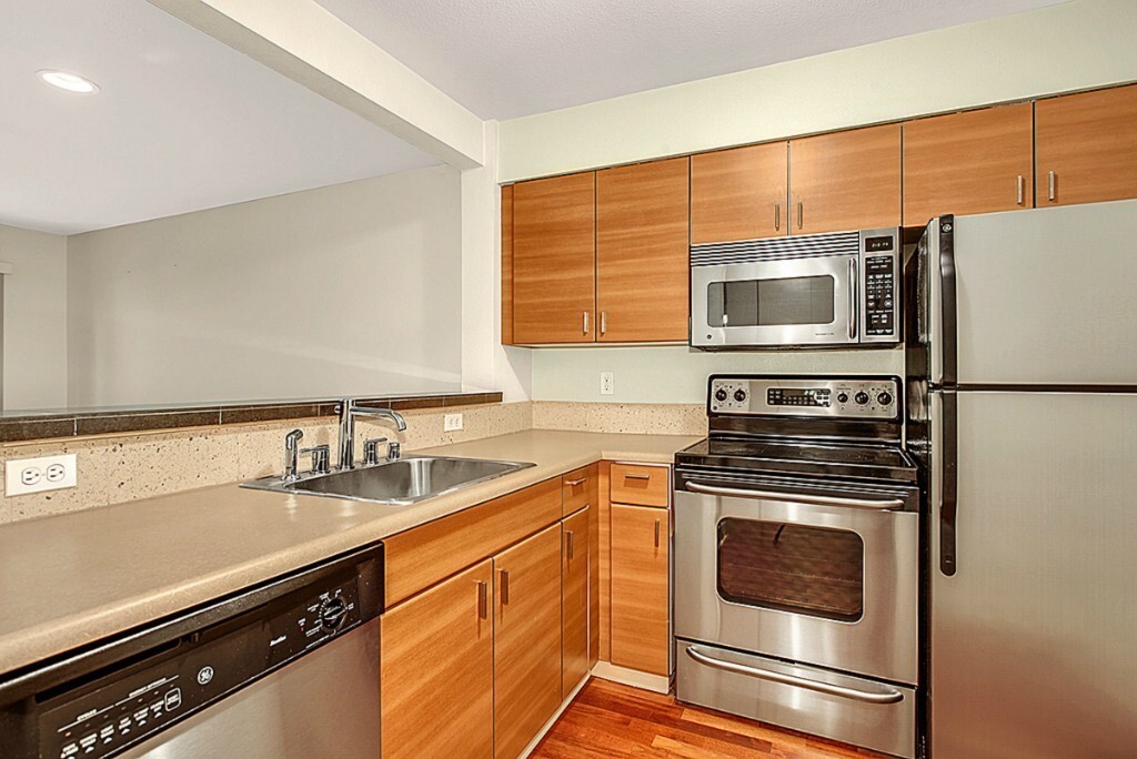 700 E Denny Way 202 Property Photo 4