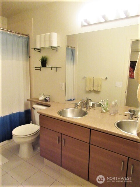 700 E Denny Way 202 Property Photo 9