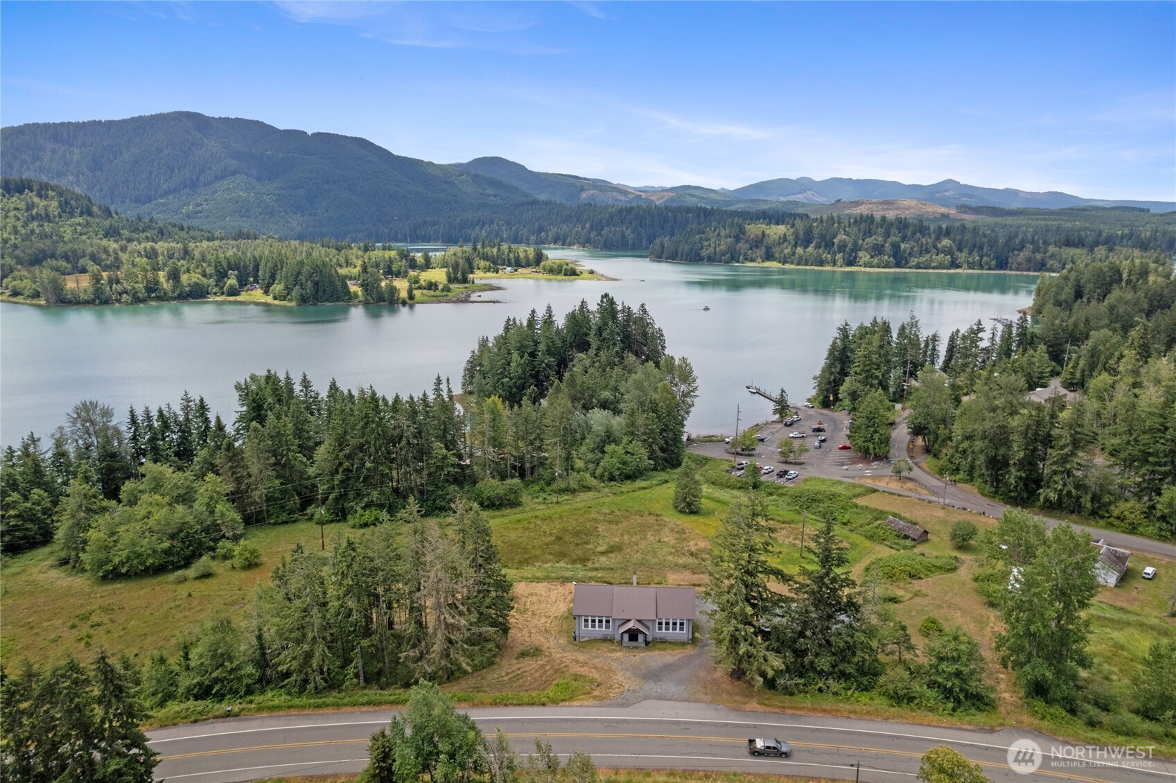 50208 Mountain Highway Property Photo 2