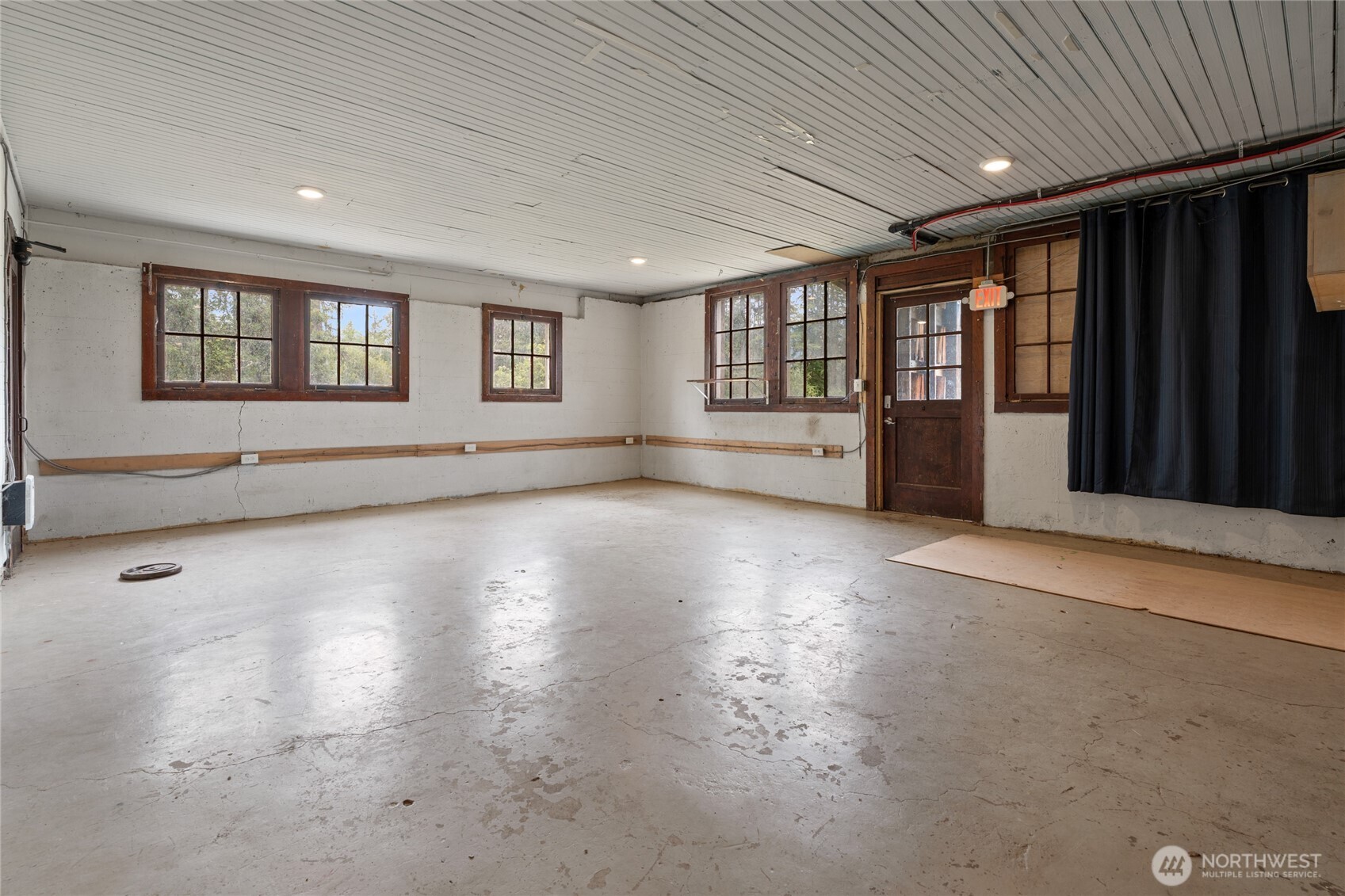 50208 Mountain Highway Property Photo 28