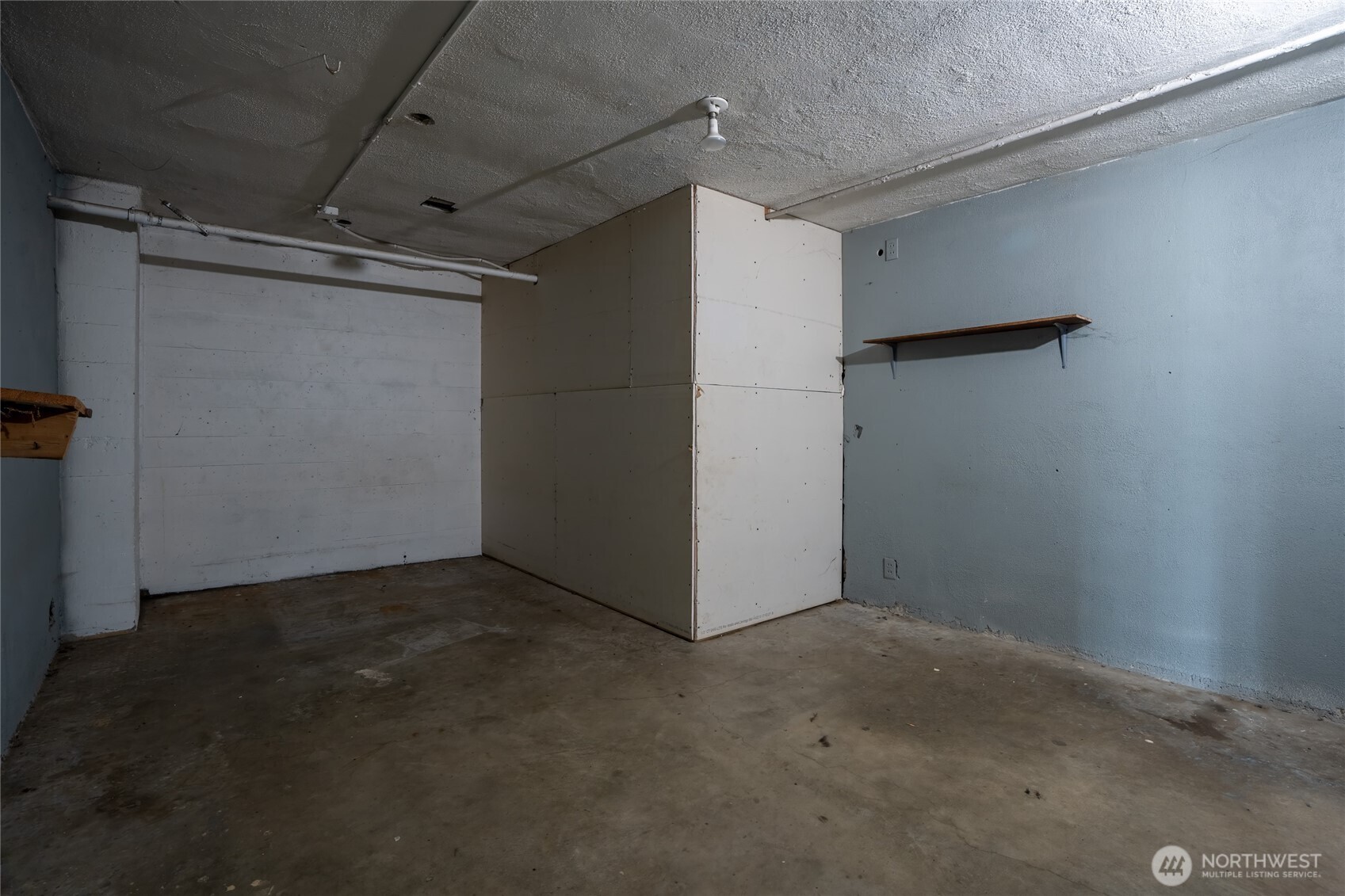 50208 Mountain Highway Property Photo 32