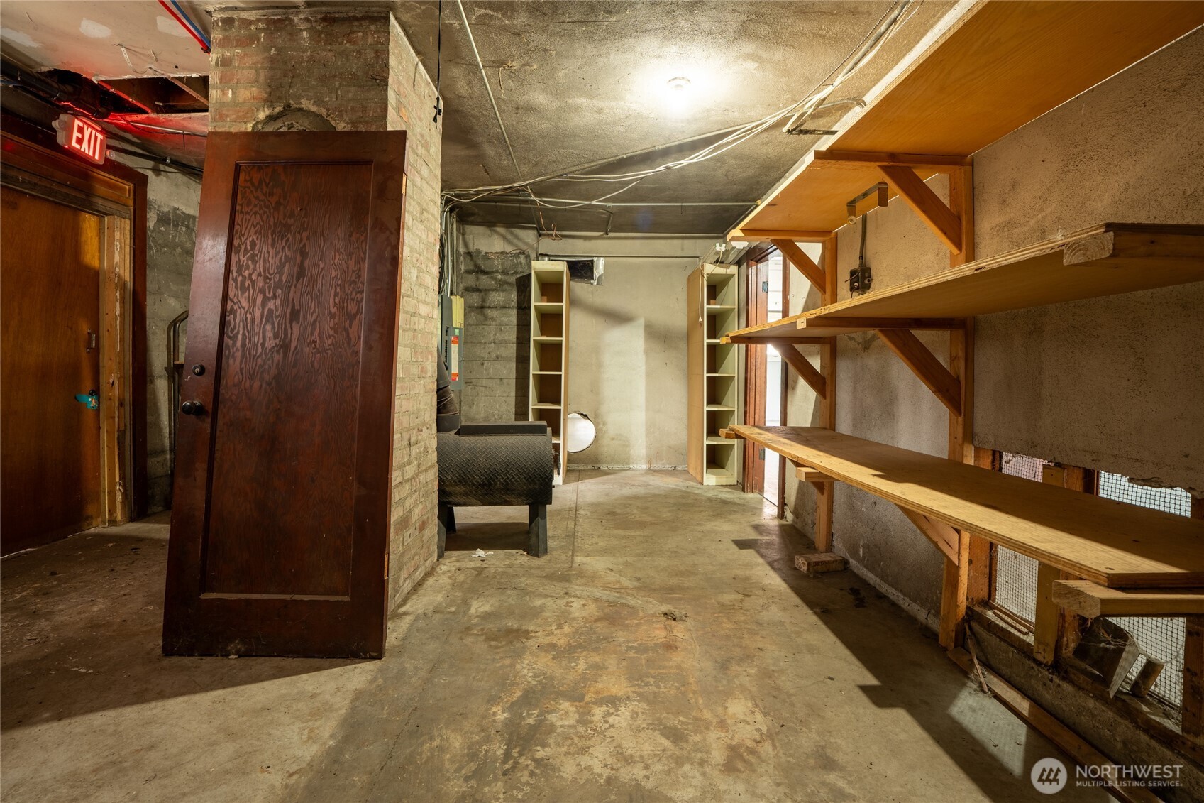 50208 Mountain Highway Property Photo 37