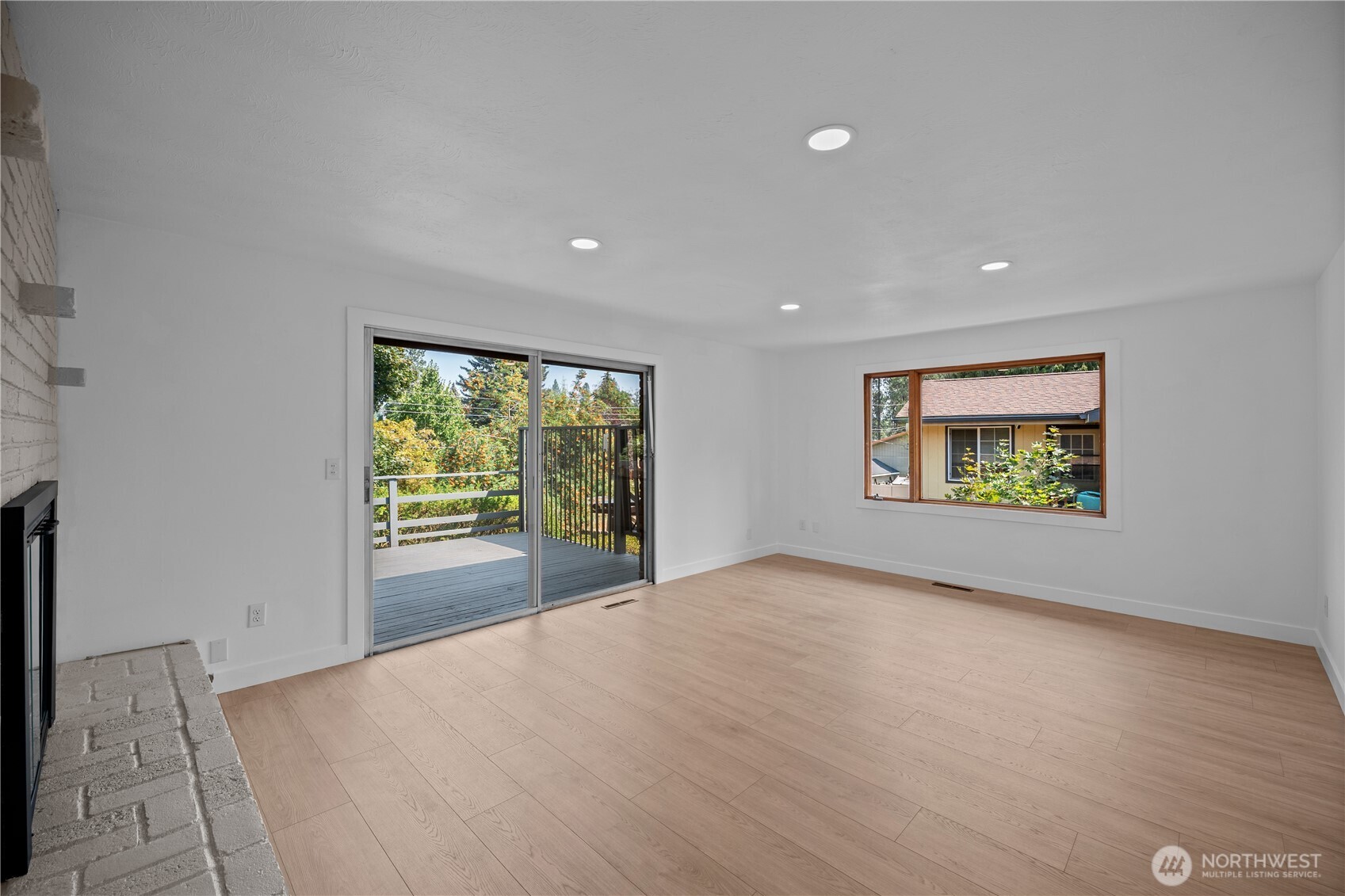 7118 N Winston Drive Property Photo 13
