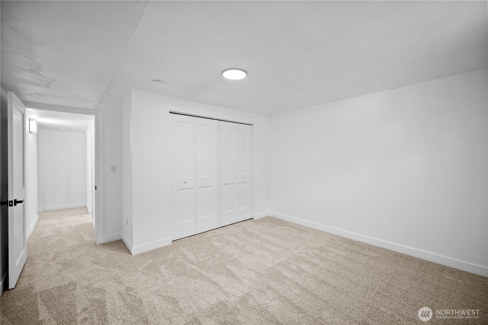 7118 N Winston Drive Property Photo 28