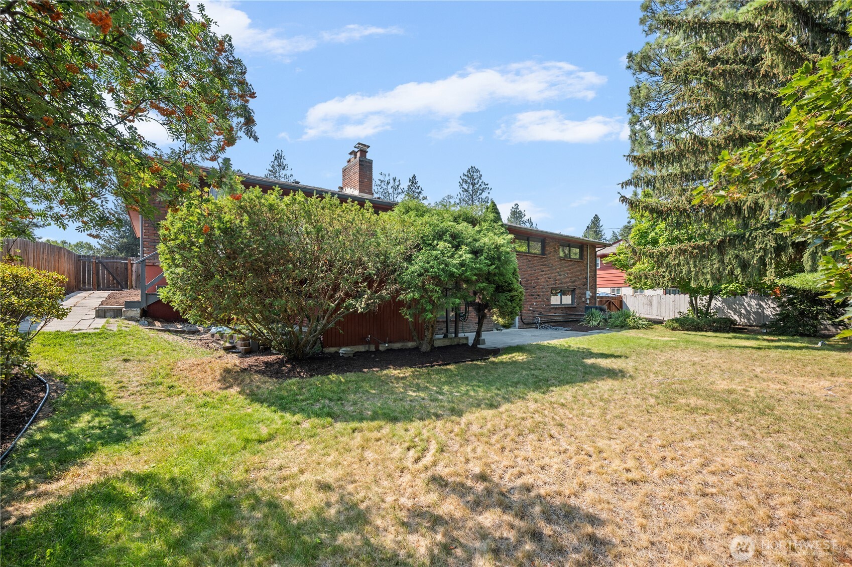7118 N Winston Drive Property Photo 33