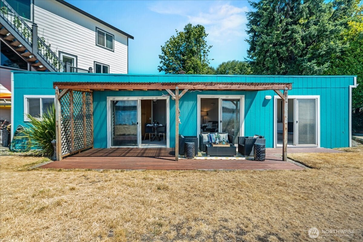 2711 Day Island Boulevard Property Photo 32