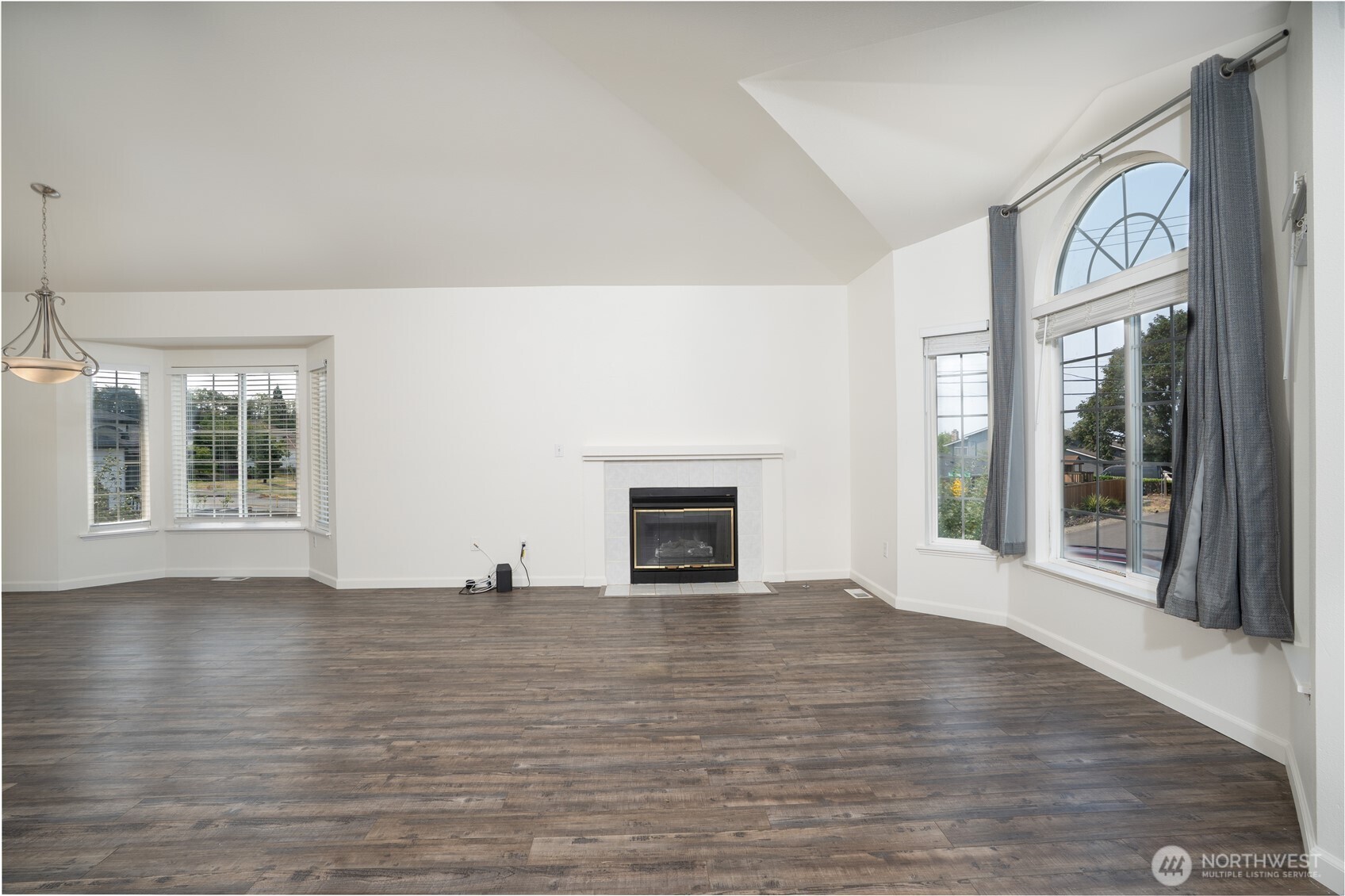 3701 Browns Point Boulevard Property Photo 3
