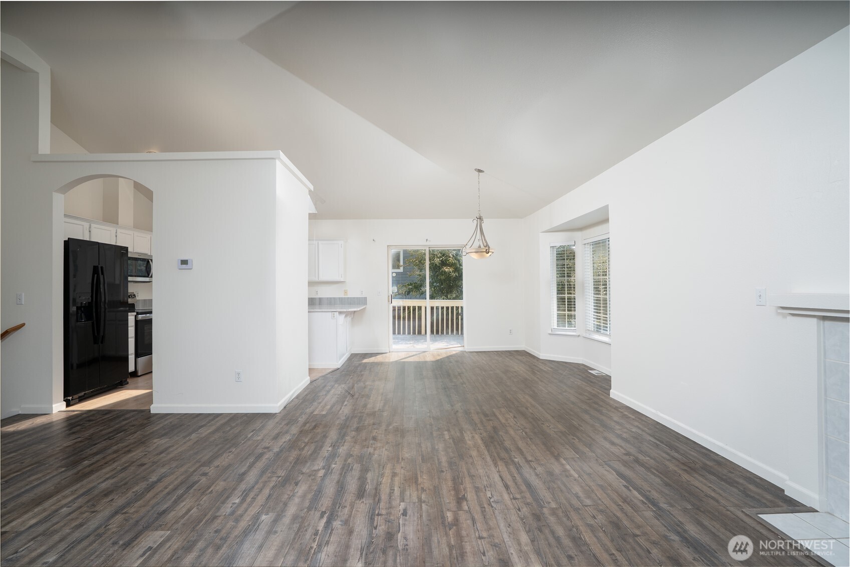 3701 Browns Point Boulevard Property Photo 5