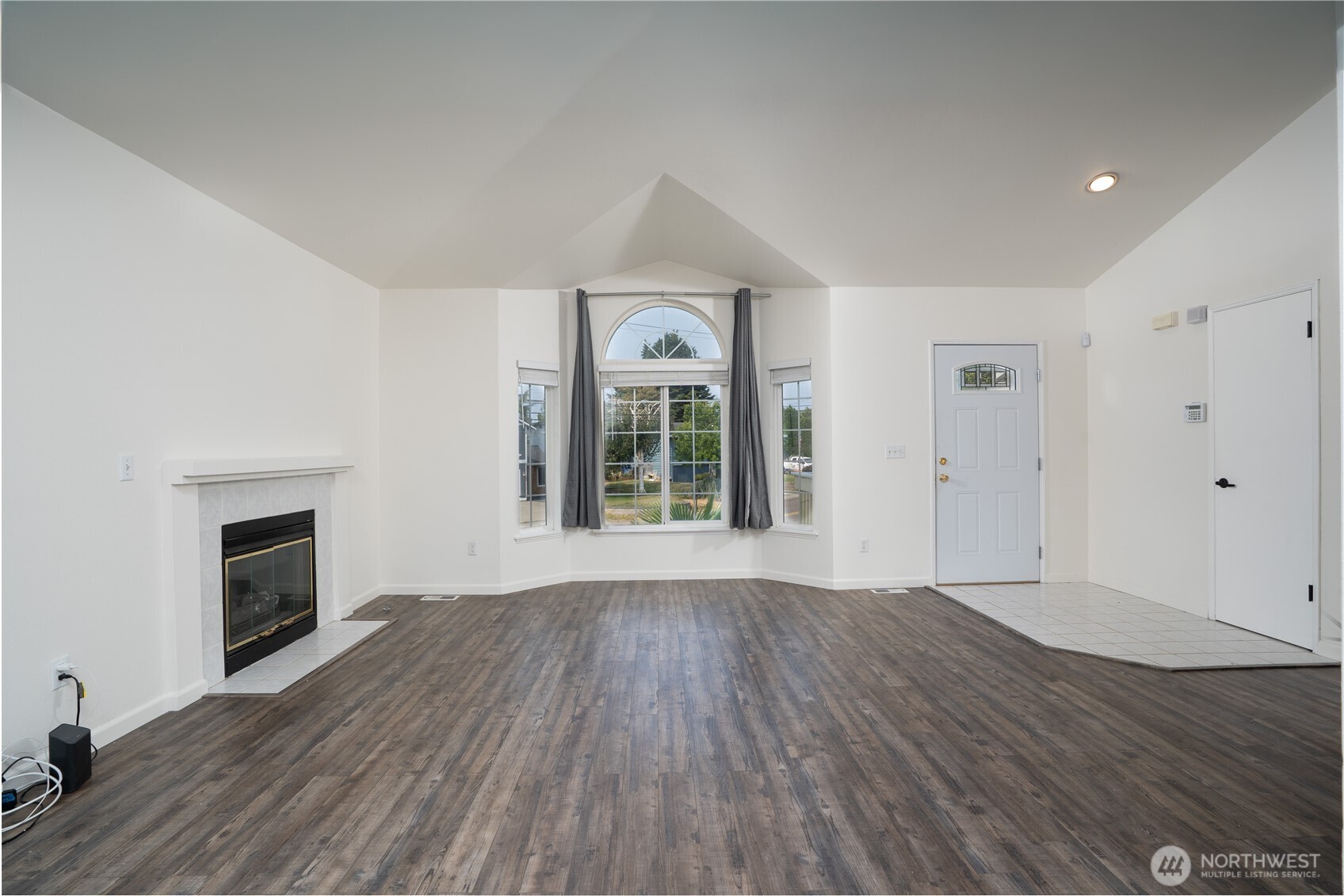 3701 Browns Point Boulevard Property Photo 7