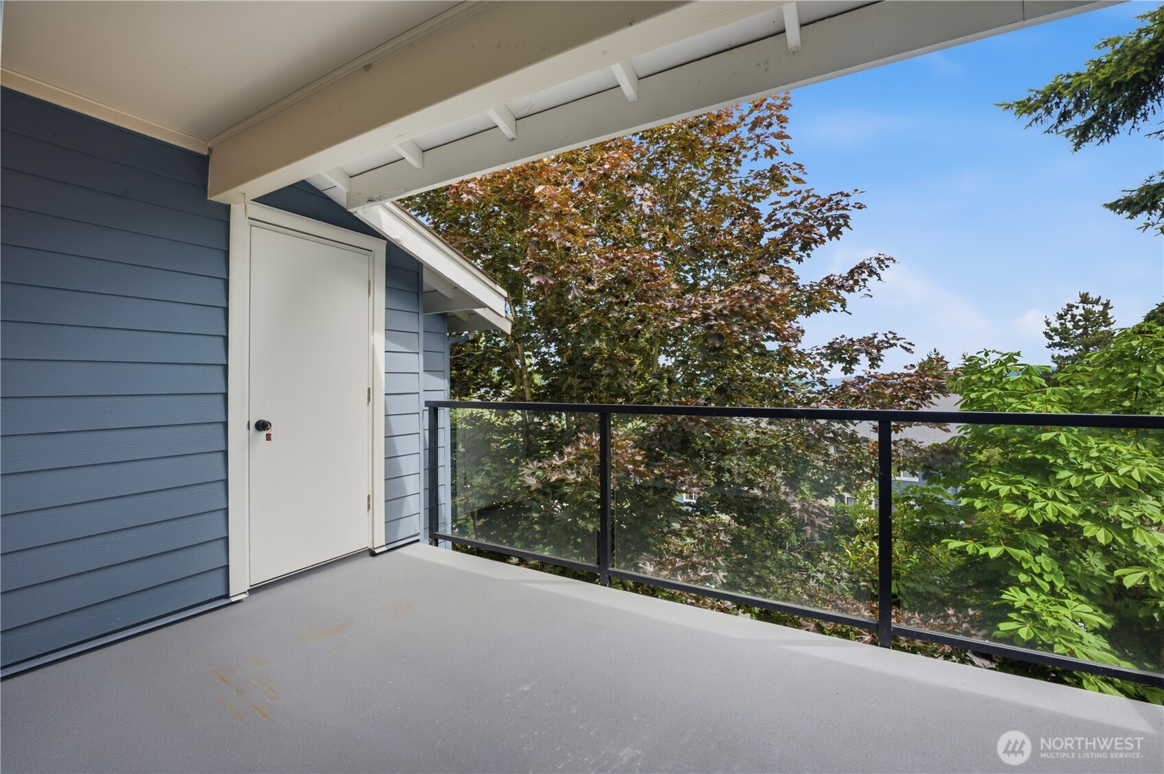 4189 W Lake Sammamish Parkway B309 Property Photo 13