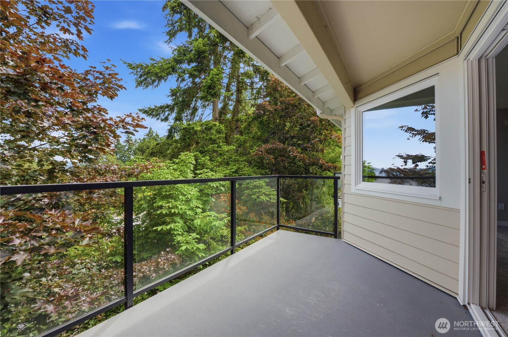 4189 W Lake Sammamish Parkway B309 Property Photo 15