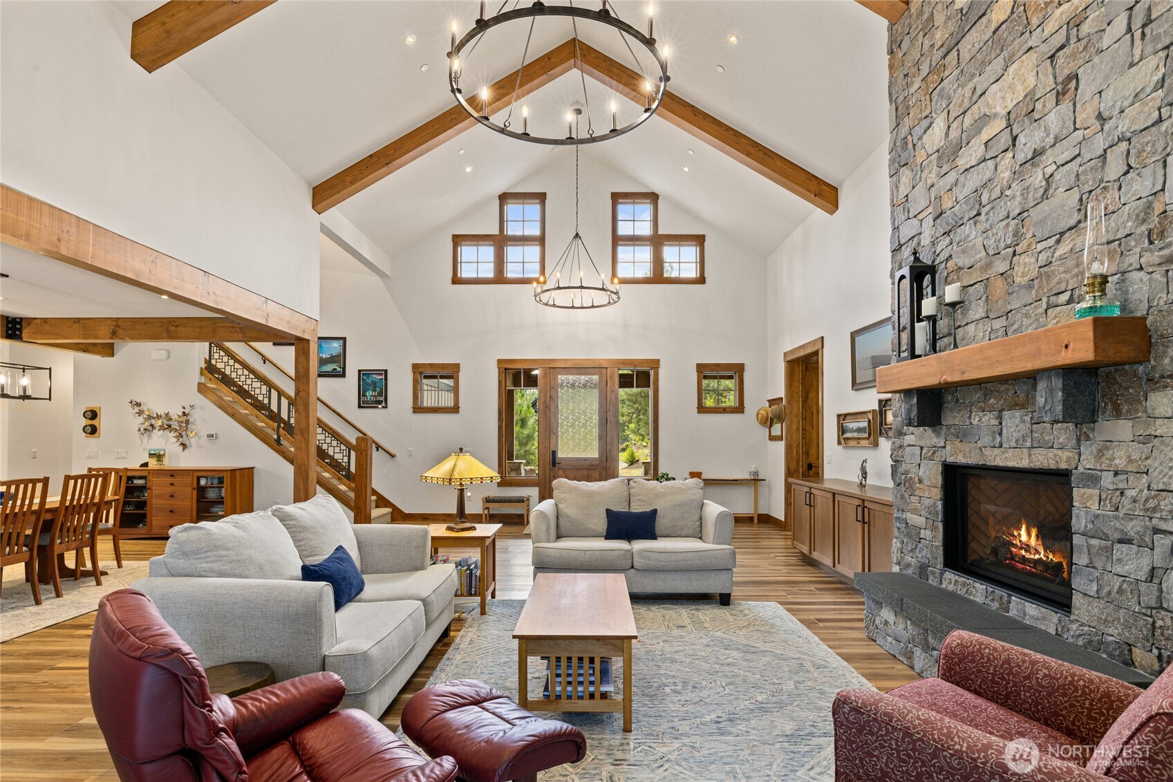 1470 Kokanee Loop Property Photo 8