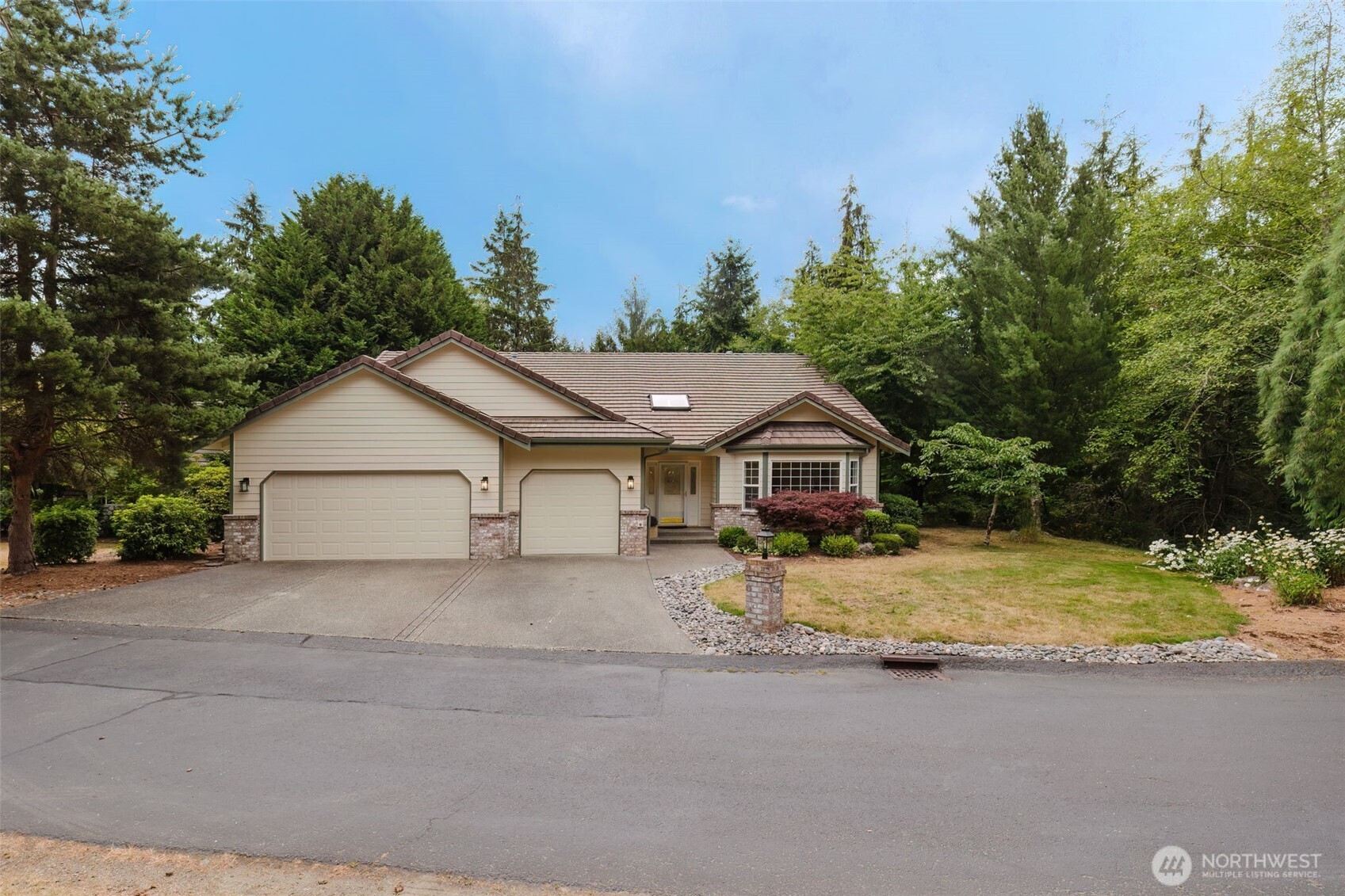 7387 Hawkstone Avenue Property Photo 2