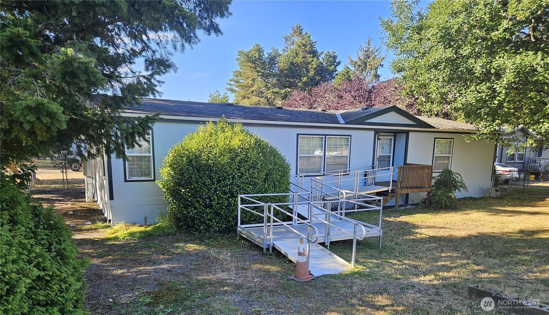 2610 248th Place Property Photo 2