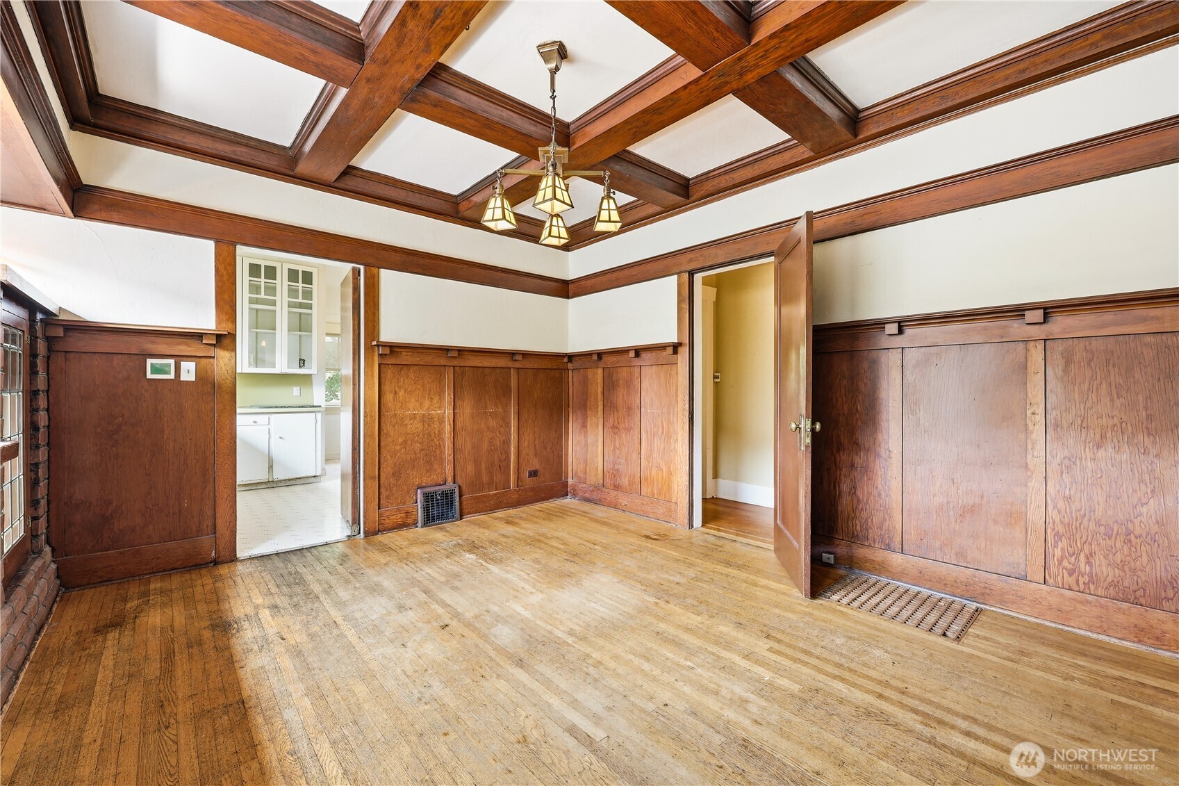 4747 4th Avenue Property Photo 11