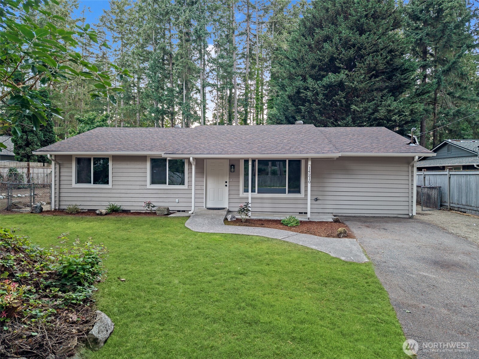 14210 97th Avenue Property Photo 1