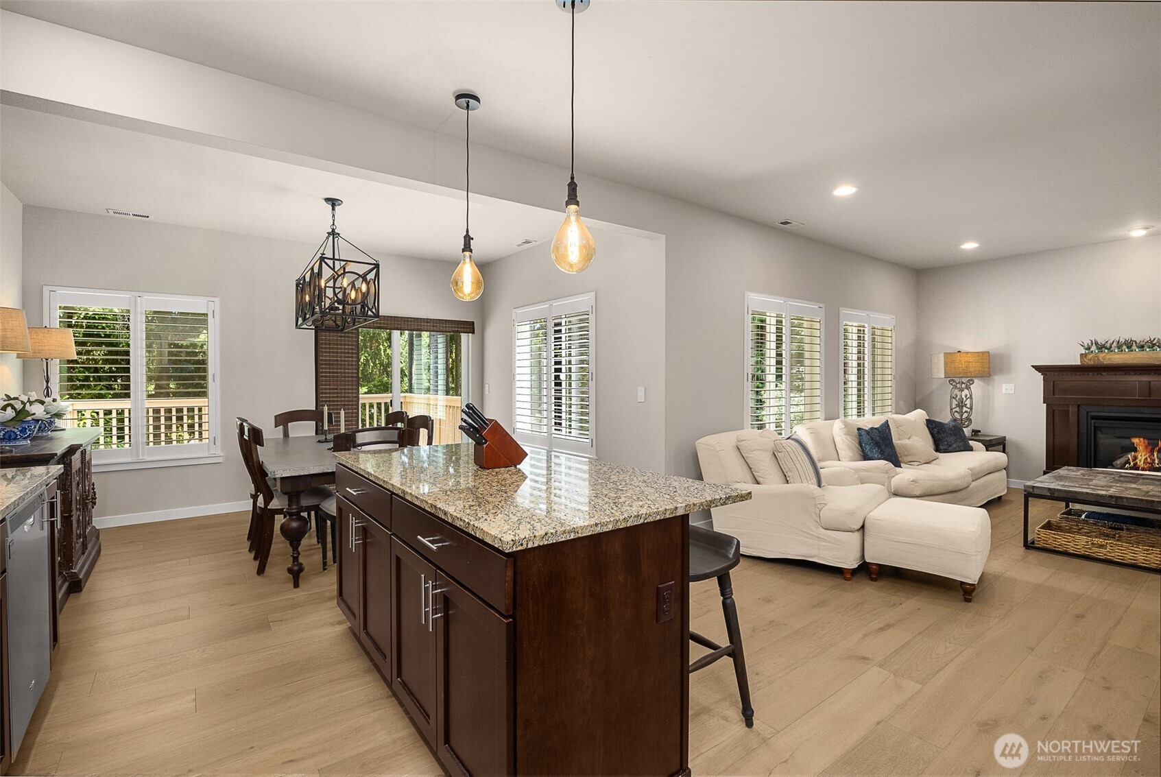 17905 8th Place Property Photo 10