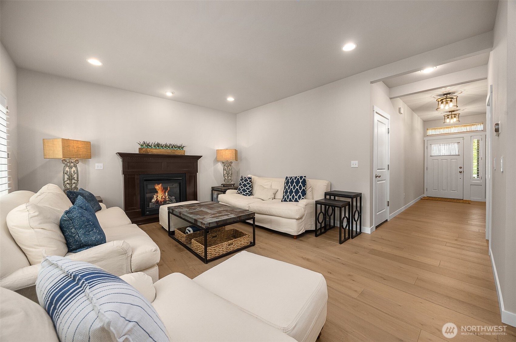 17905 8th Place Property Photo 11