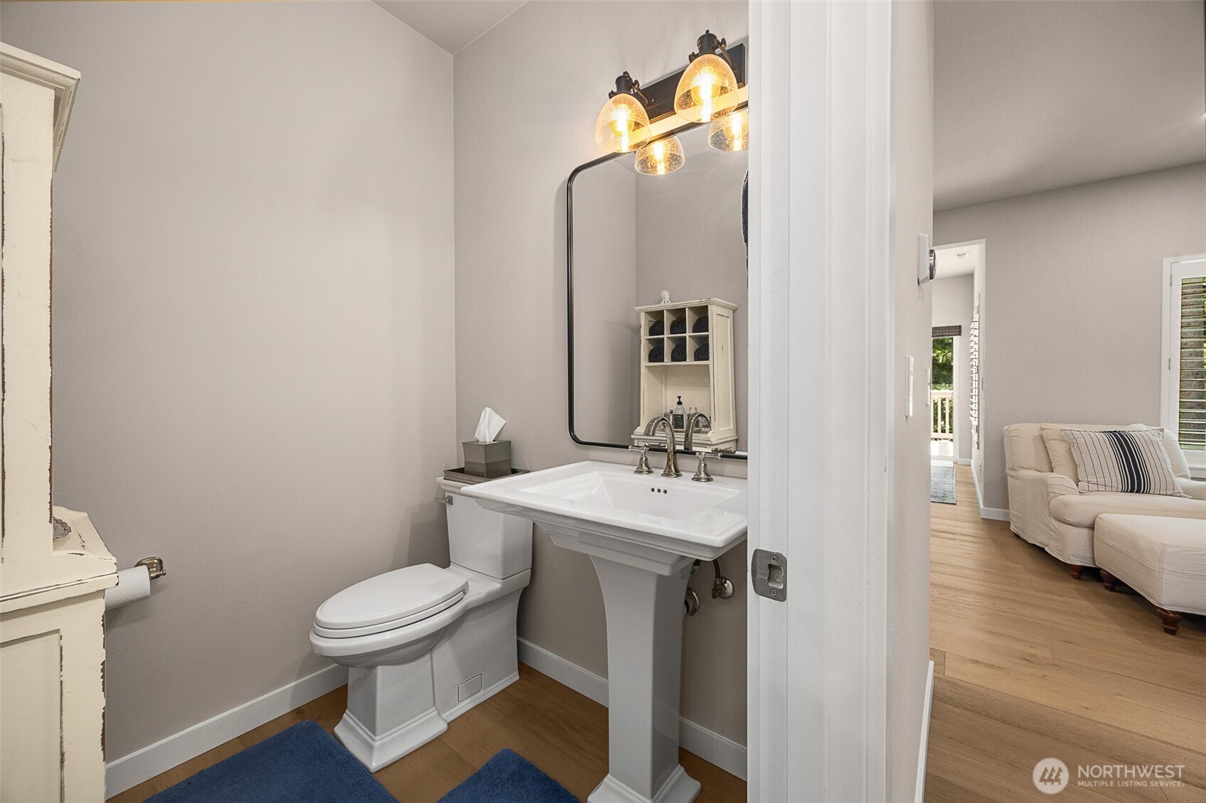 17905 8th Place Property Photo 12