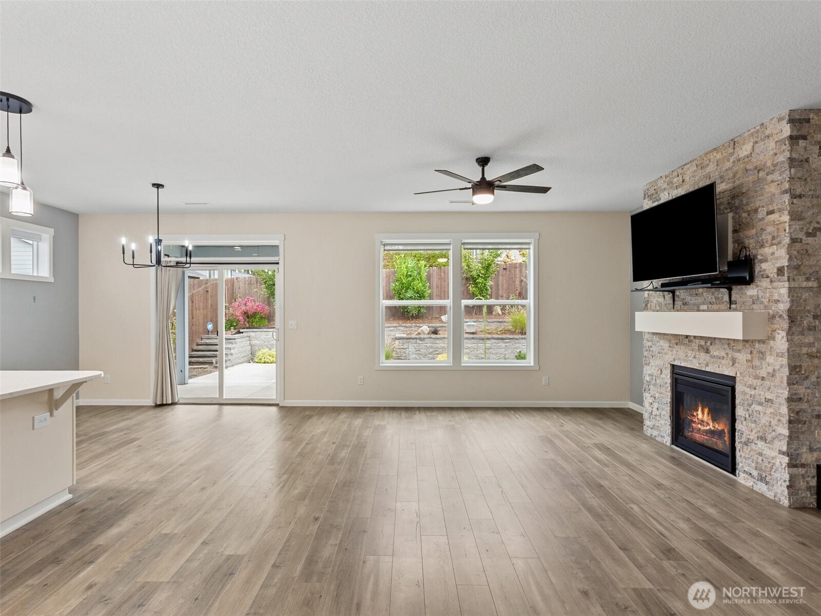 6110 Ne 134th Street Property Photo 6