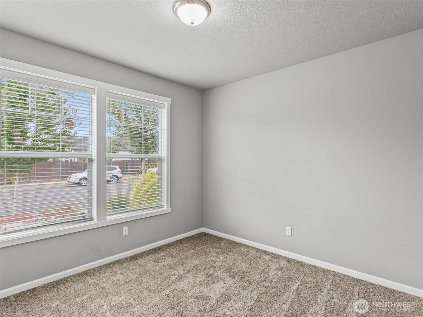 6110 Ne 134th Street Property Photo 23