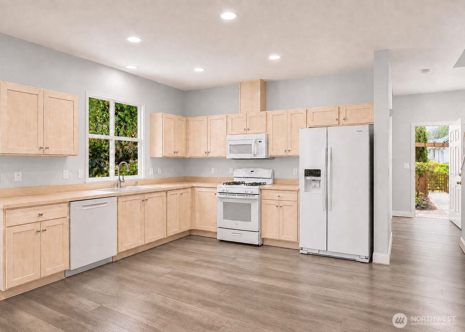 6750 163rd Place B Property Photo 5