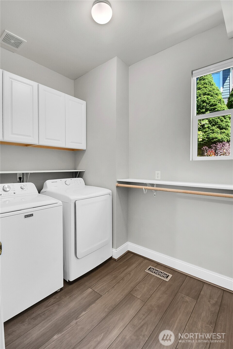 6750 163rd Place B Property Photo 15