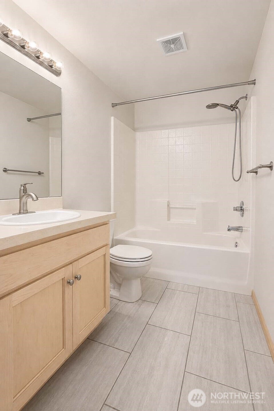 6750 163rd Place B Property Photo 17