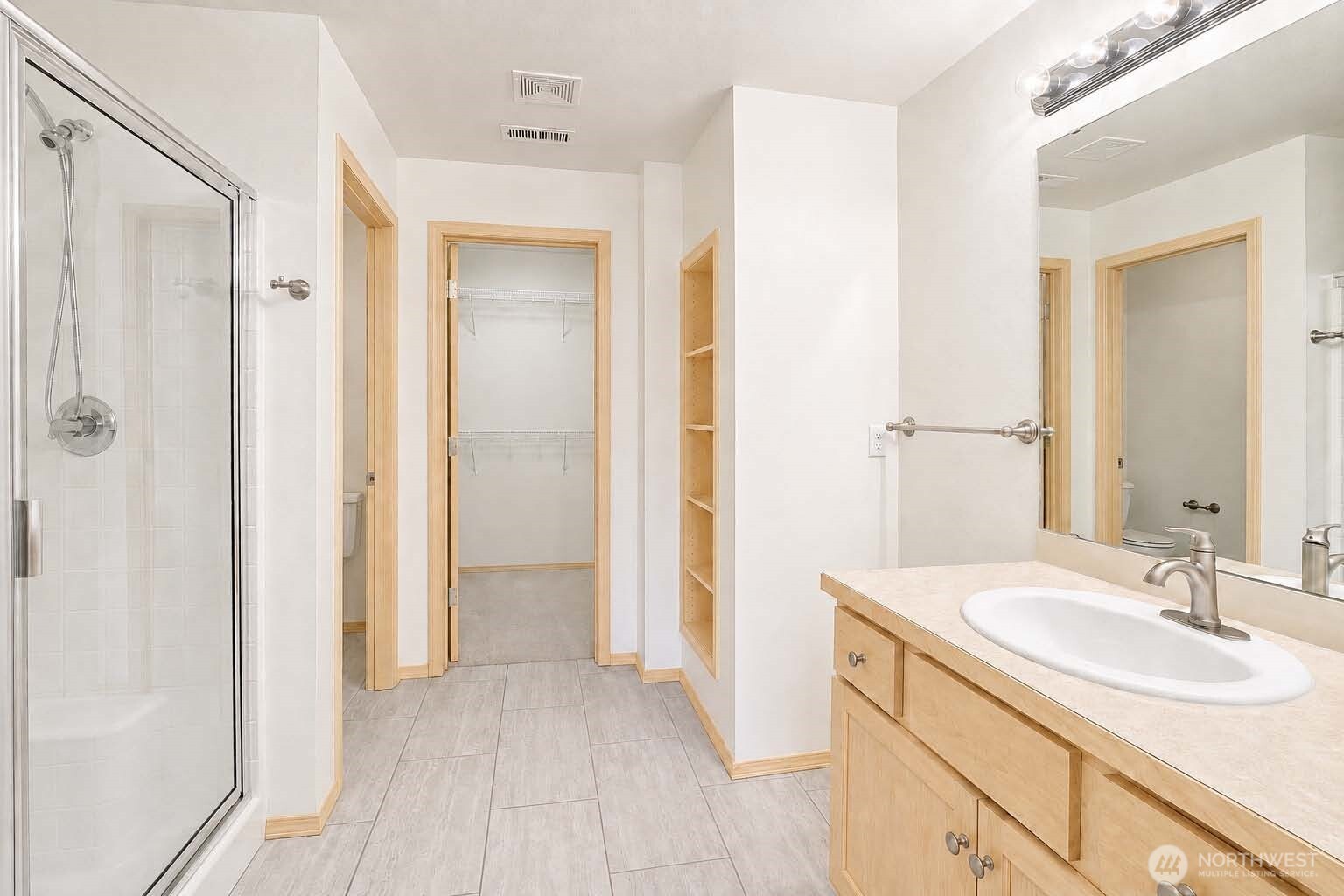 6750 163rd Place B Property Photo 23
