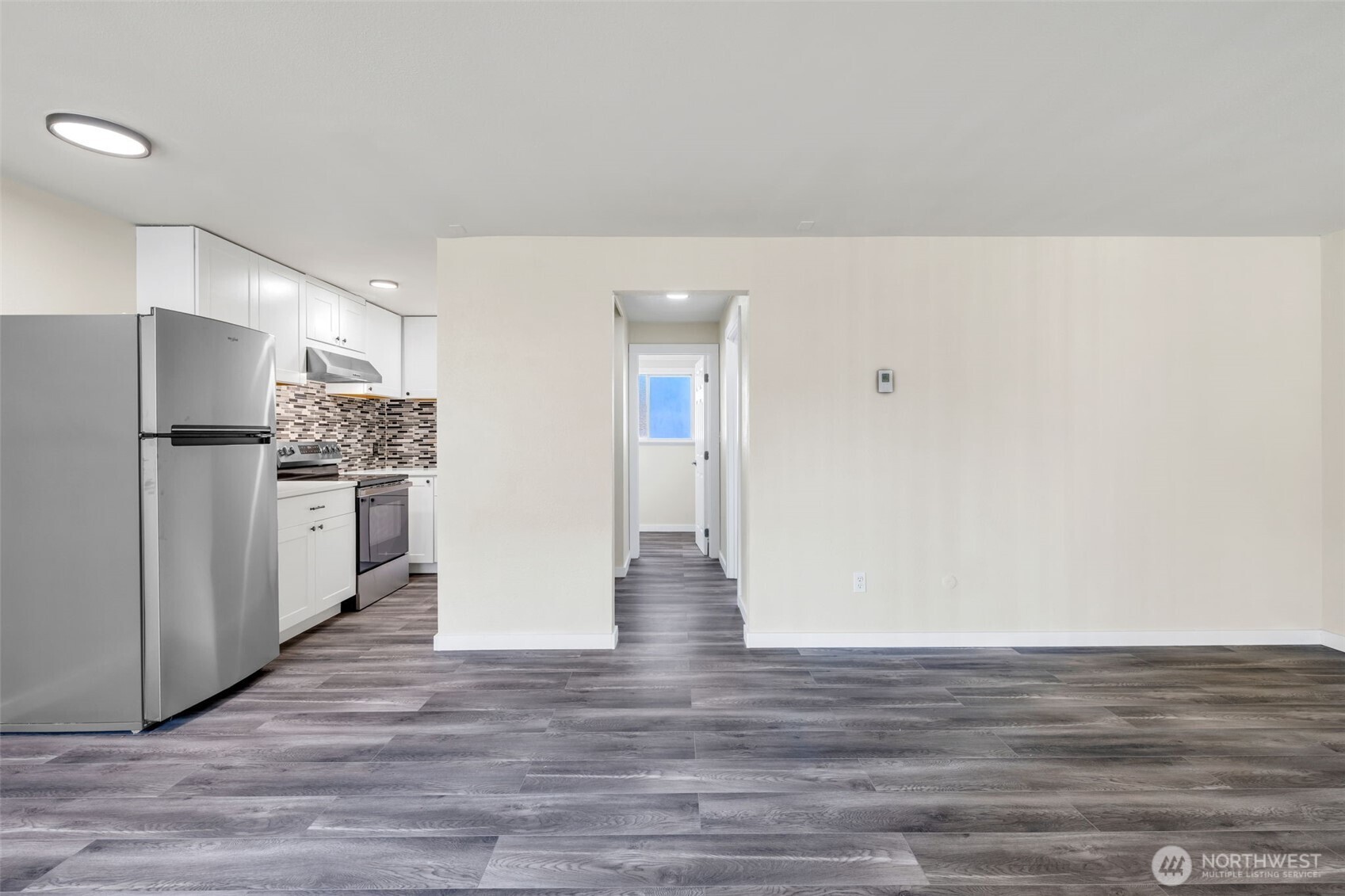 748 S Cloverdale Street Unit 6 Property Photo 11