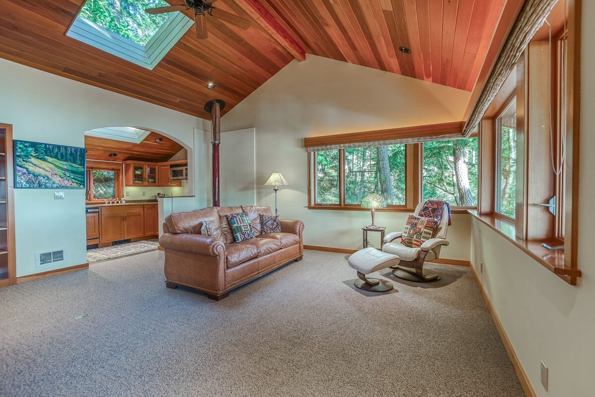1687 Spring Point Road Property Photo 12