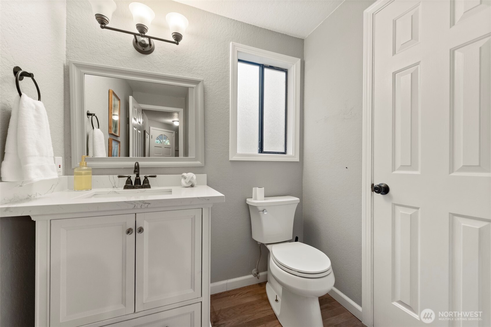1228 Ne Brockman Place Property Photo 11