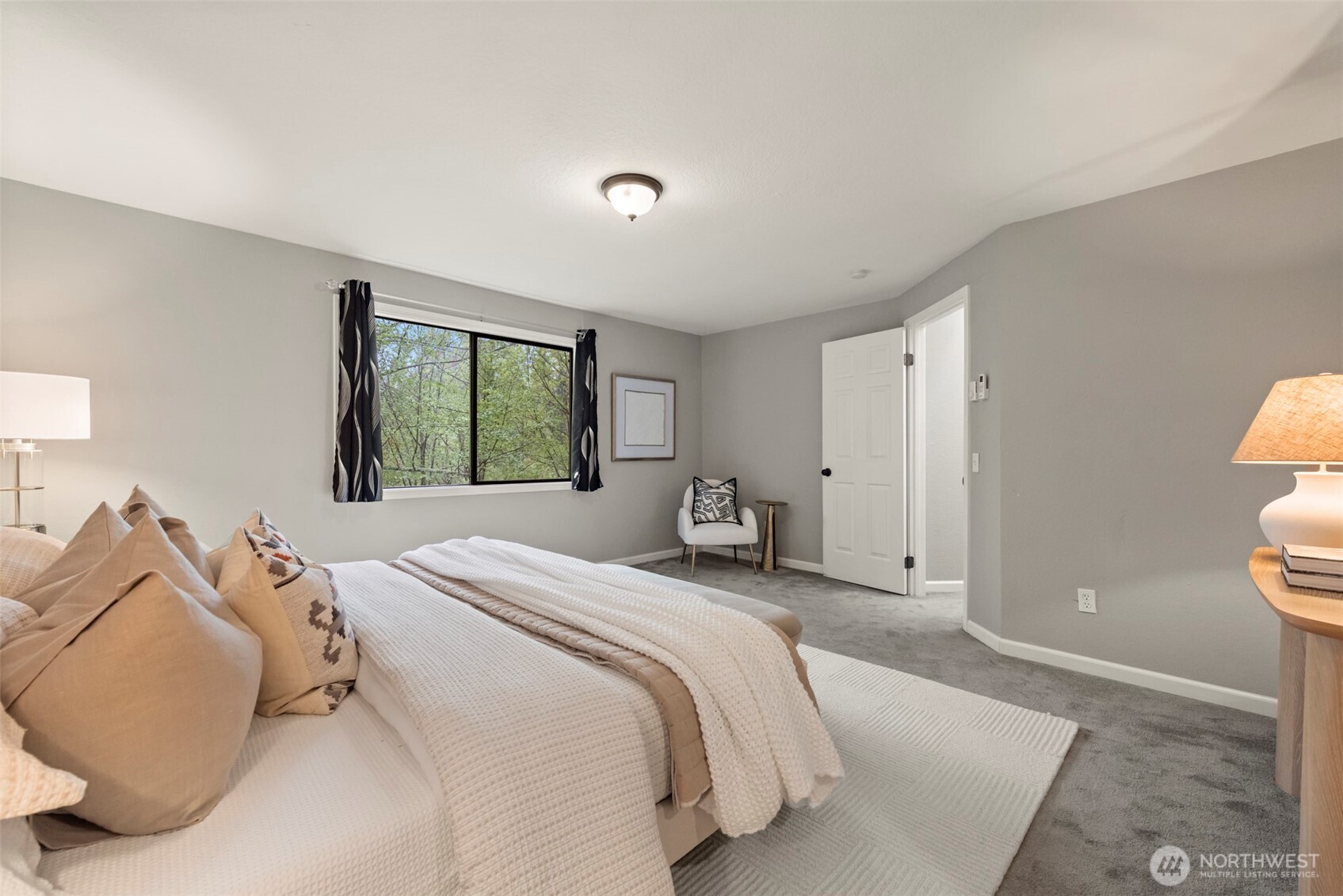 1228 Ne Brockman Place Property Photo 13