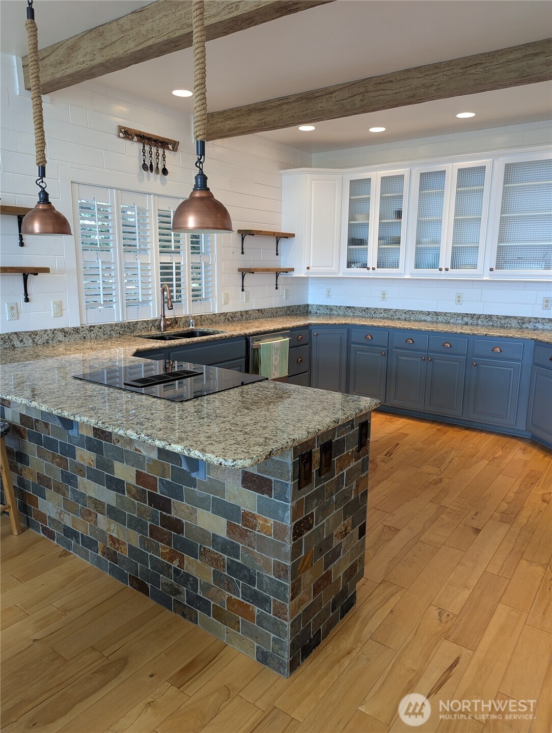 268 Sunrise Avenue Property Photo 15
