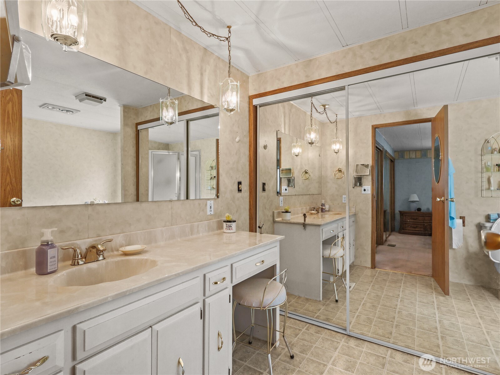 6304 155th Street Ct 10 Property Photo 17