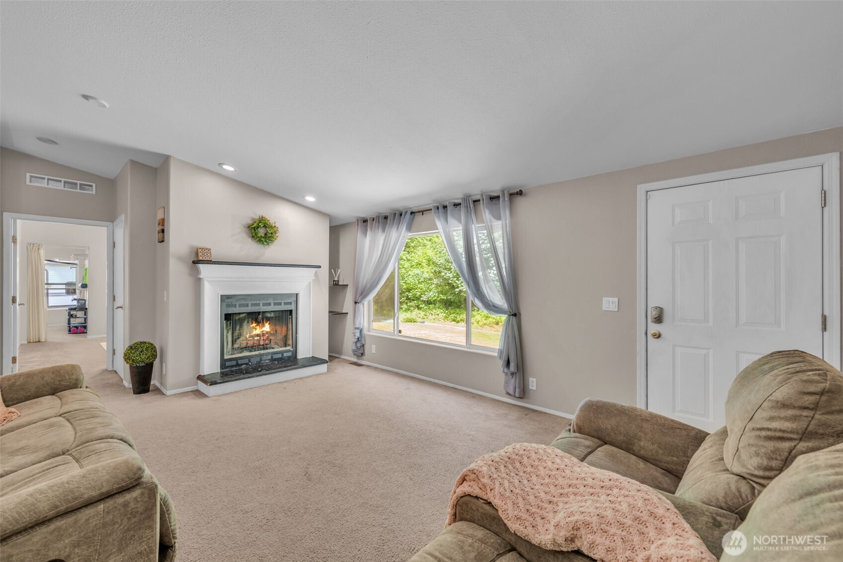 17710 Russian Road Property Photo 5