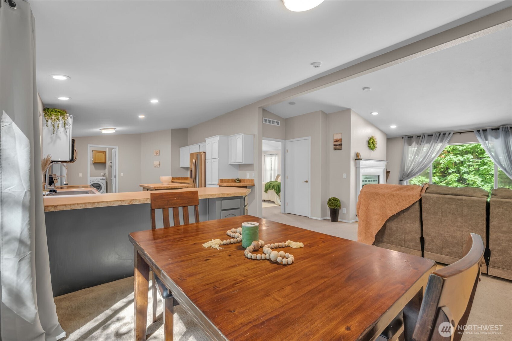 17710 Russian Road Property Photo 8