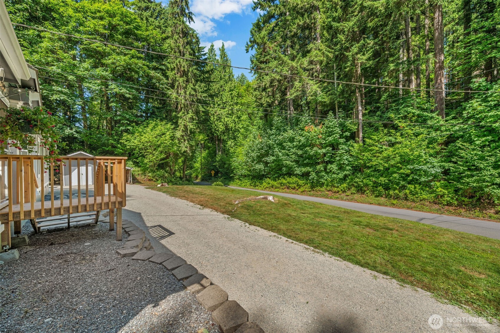 17710 Russian Road Property Photo 29