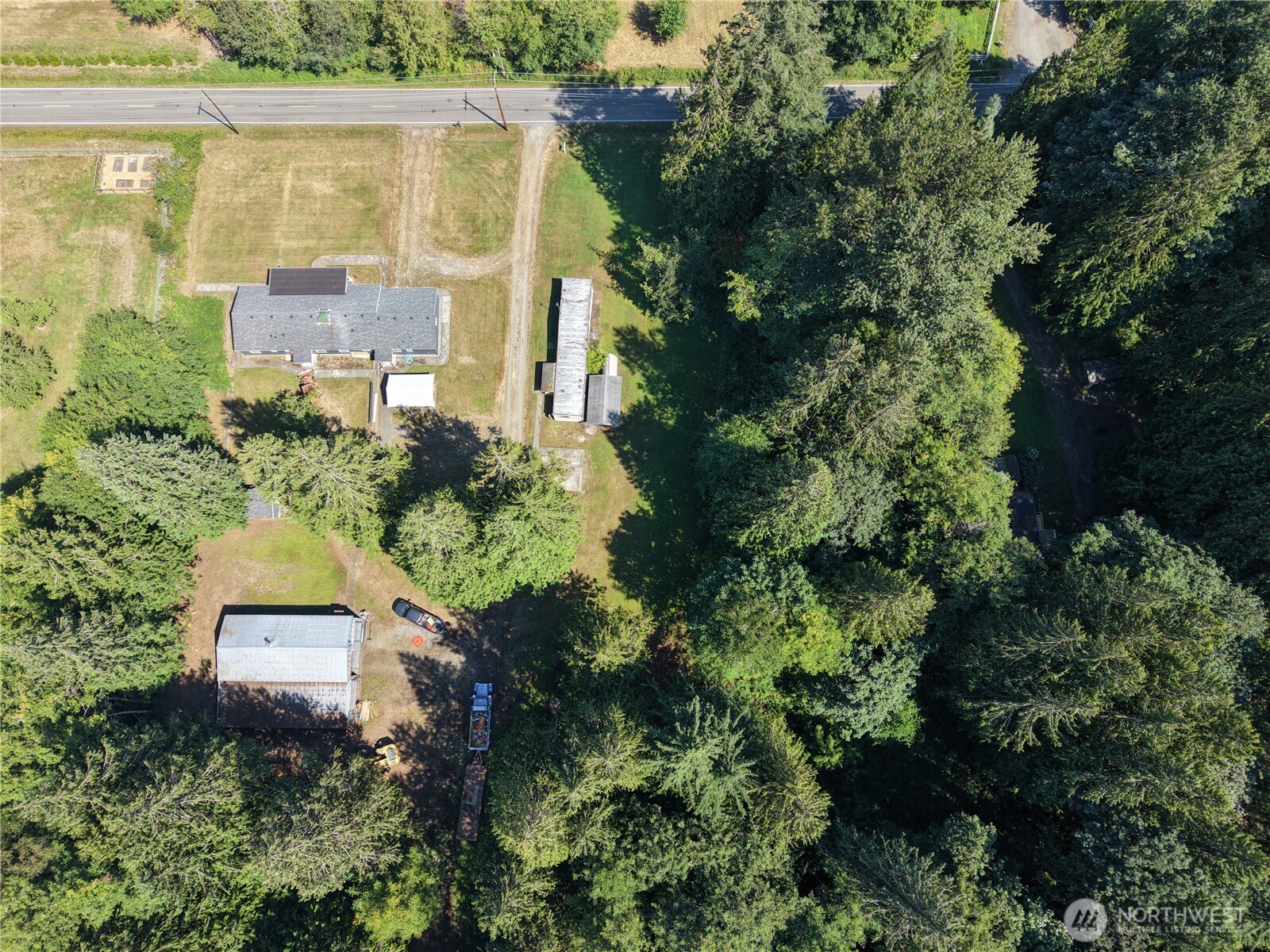 28610 3rd Avenue Property Photo 6